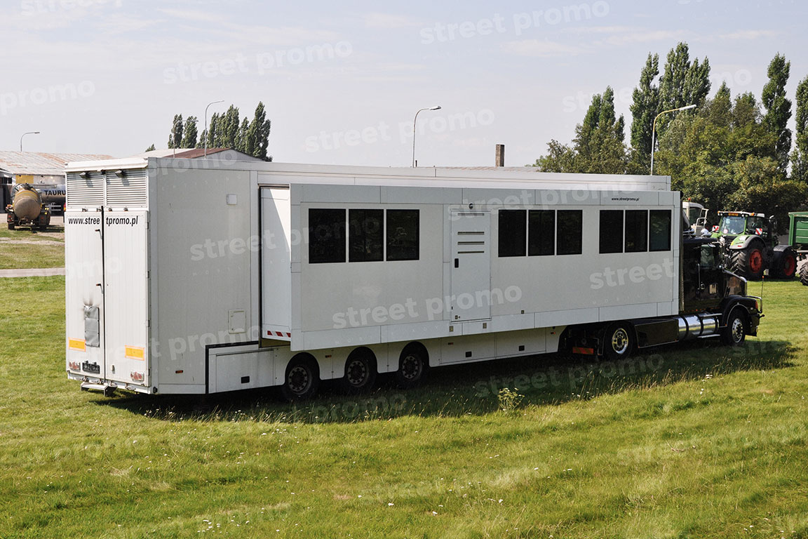 MEDICAL TRUCK 1 - Obrázek 7