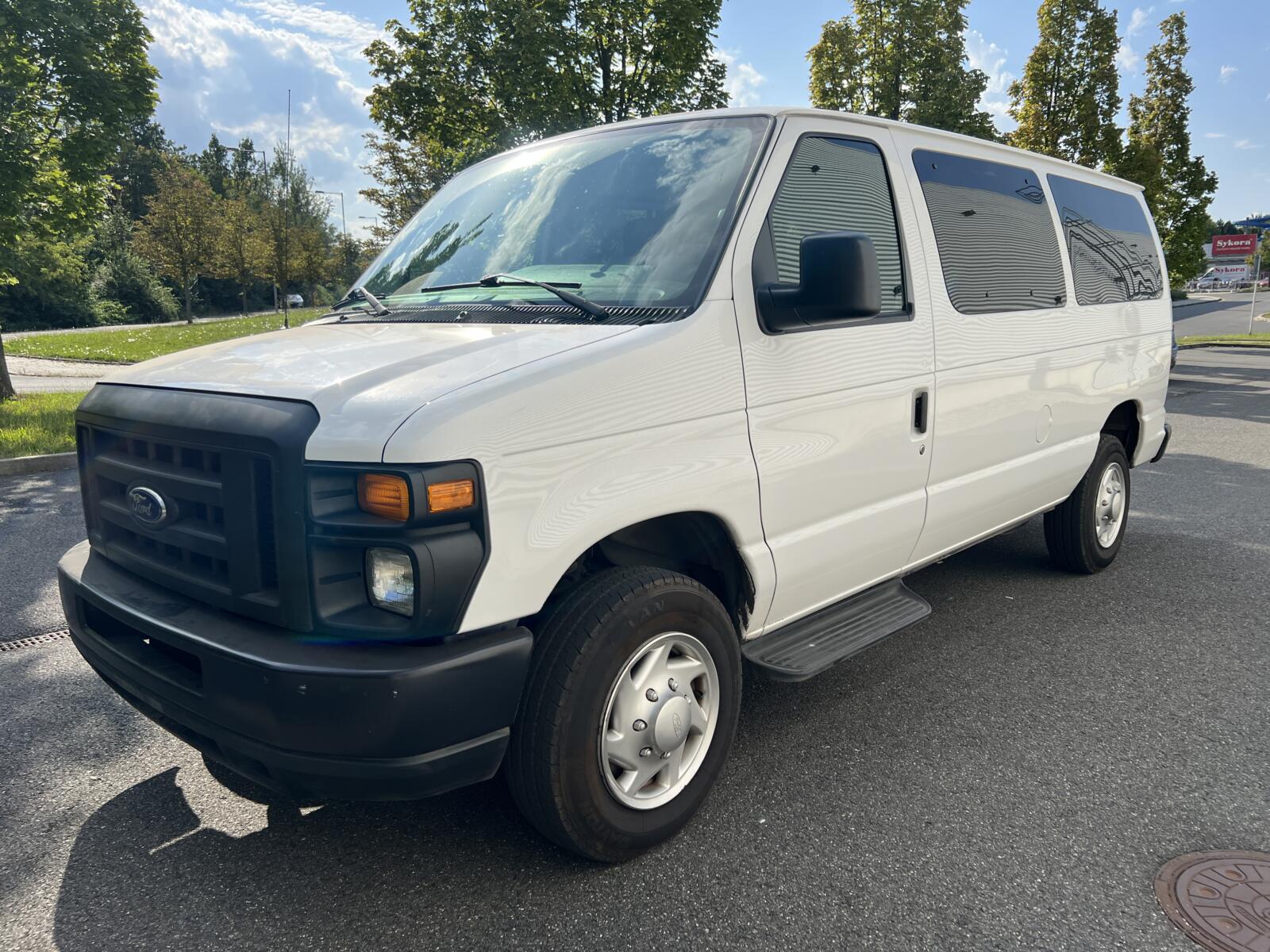 FORD E350 - ECONOLINE