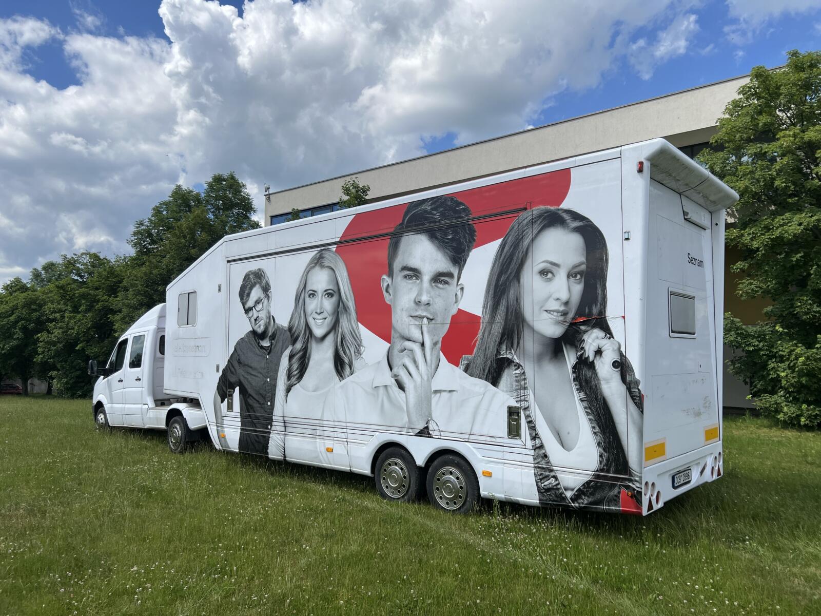 MINI PROMOTION TRUCK 2 - Obrázek 2